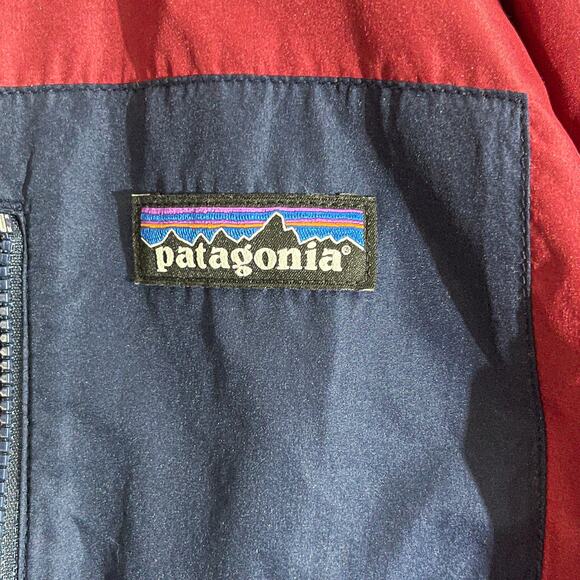Patagonia Women's Red Snowbelle Reversible Quilted Jacket Liner Size Small - Picture 5 of 10